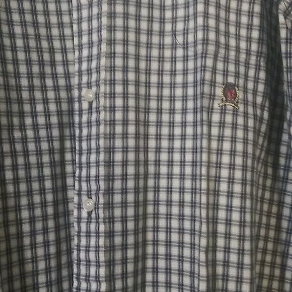 Tommy Hilfiger plaid button down - Picture 4 of 7